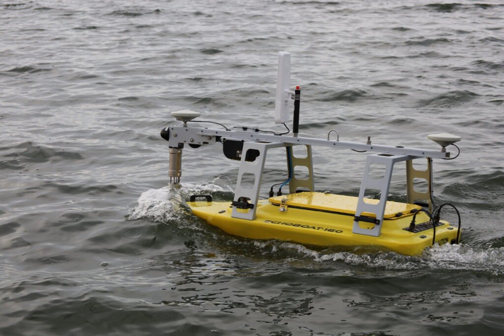 EchoBoat‑160 USV para batimetría